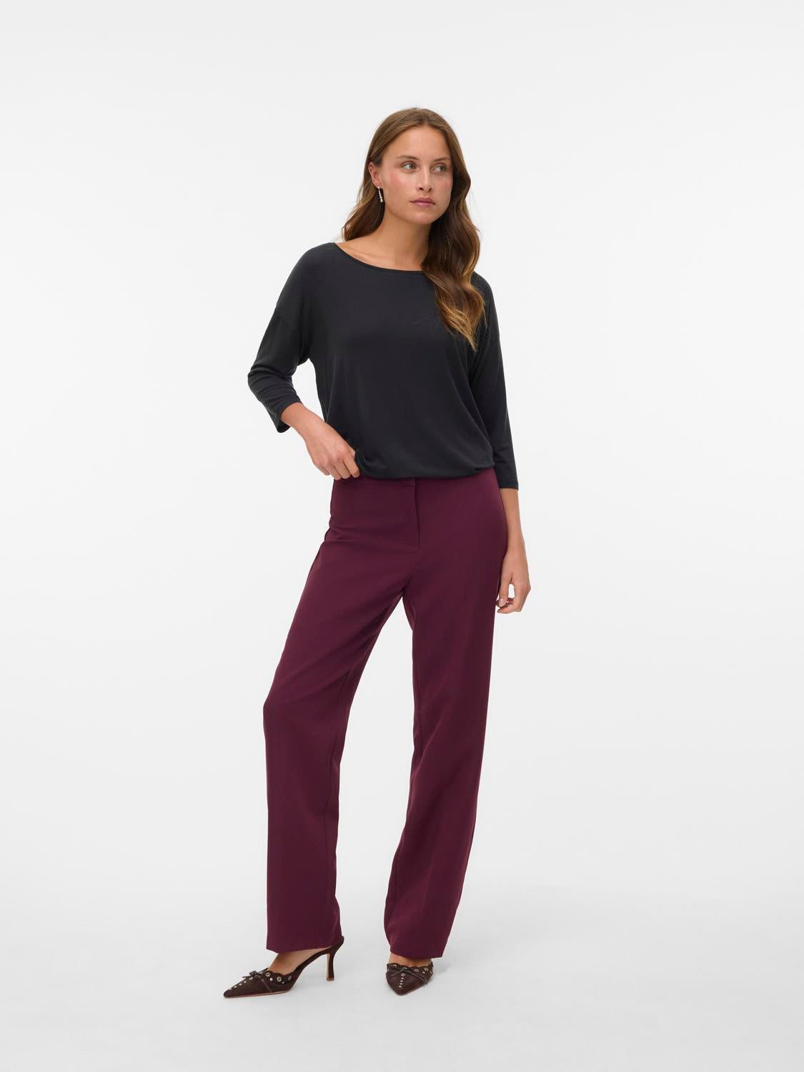 model_shot-front